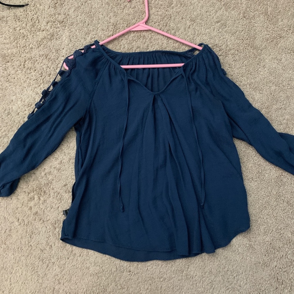long sleeve blue blouse